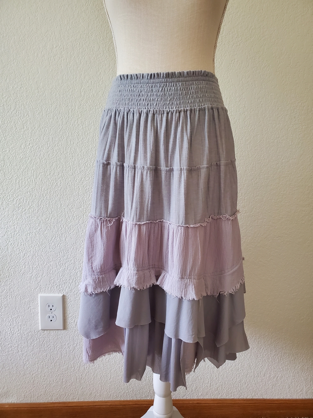Xhilaration Lavender Gray Tiered High-Low Skirt